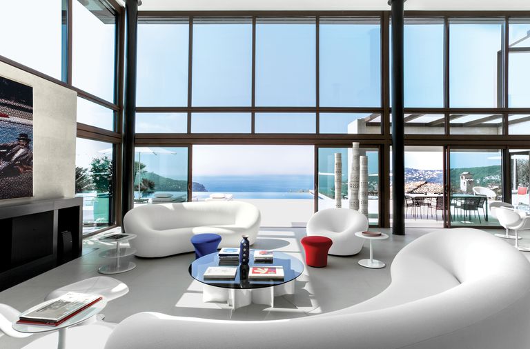 Just_DIY_Decor's tweet photo. FASHION DESIGNER LISA PERRY GOES BACK TO THE FUTURE WITH A 1960S-STYLE RETREAT ON THE FRENCH RIVIERA
https://t.co/RkdyELO1yK

#homedecor #home #diy #FrenchRiviera #LisaPerry https://t.co/EnCCiCX8Ar