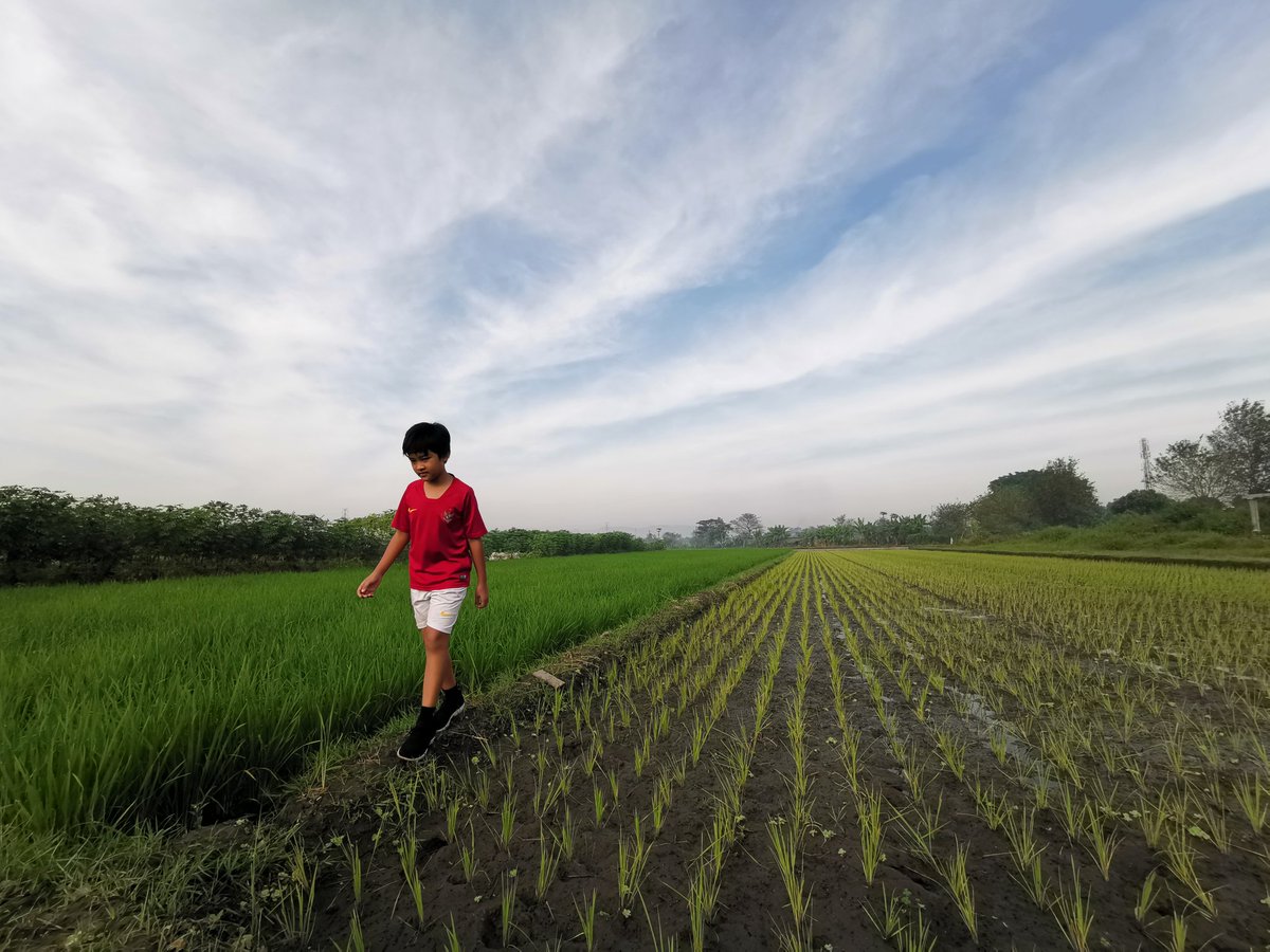 herybertusbs's tweet photo. .. Thankyou GOD... #morning #glory #mudik #run #joging #bakung #klaten #java #indonesia #nasmoco
#lebaran #2019 #ied
#tetapsemangat
#janganlupabahagya https://t.co/0ZfcmeB5bw