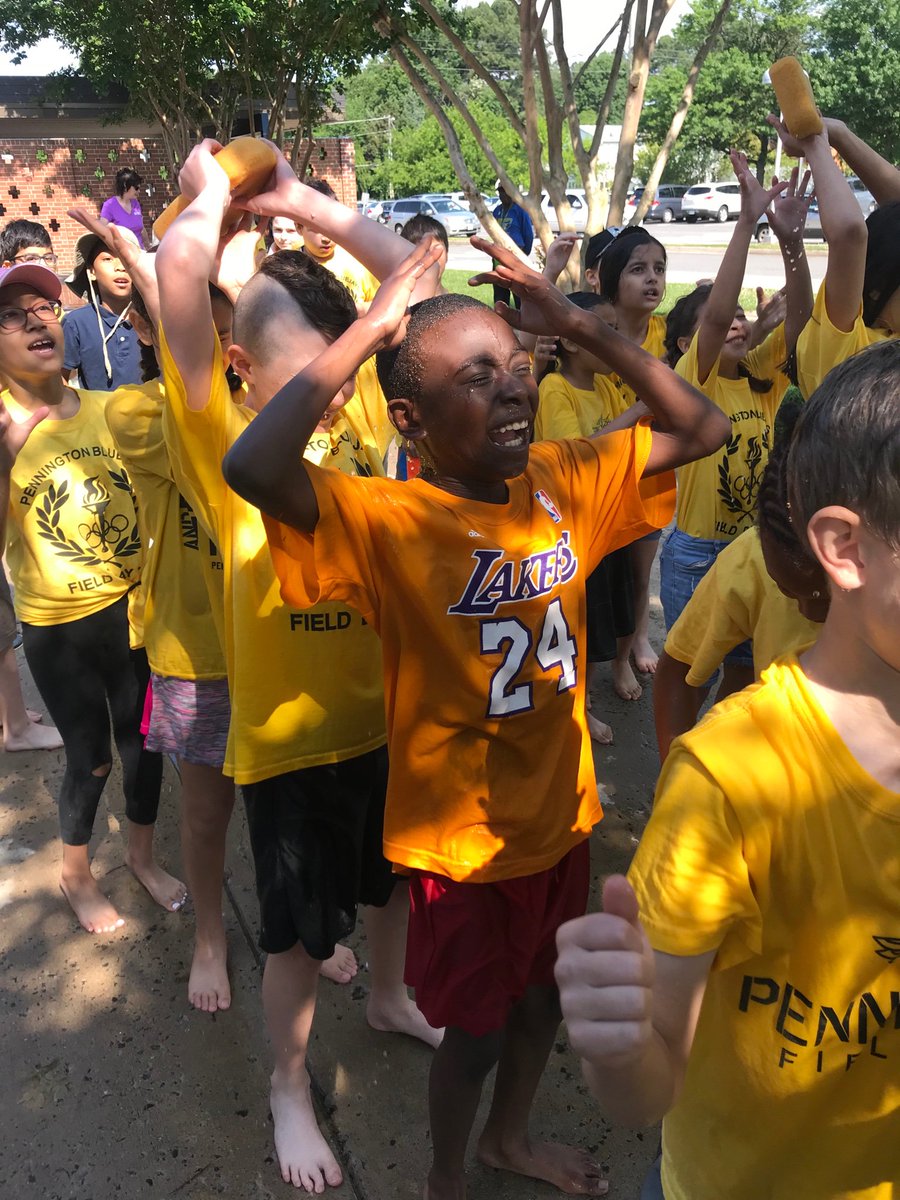 Ms. Hara Anderson tweet media