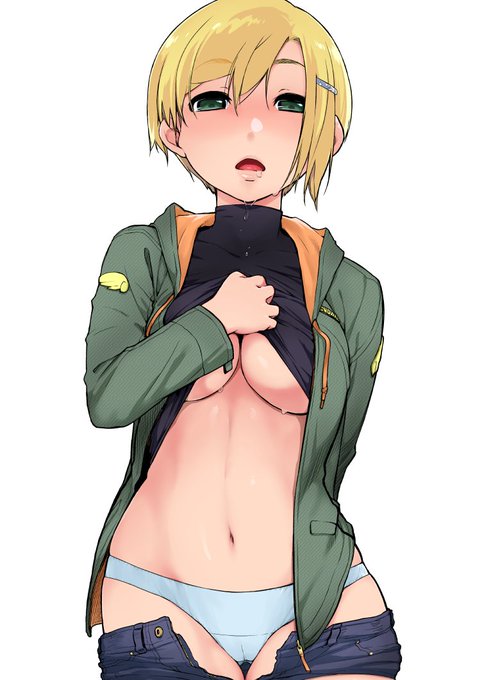 まだ汁気が足りませんが。
おなか塗るの難しい…左手は多分どっかいじってる 