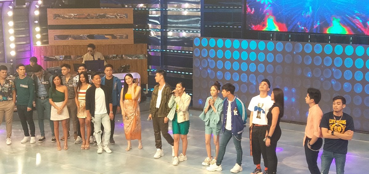 pngcbrd's tweet photo. @iamAndalioLoisa invited us to watch #PastPresentPerfect next episode later at 12midnight
LOINIE BackOnShowtime
#PastPresentPerfectPressCon https://t.co/e2ePpXkmjS