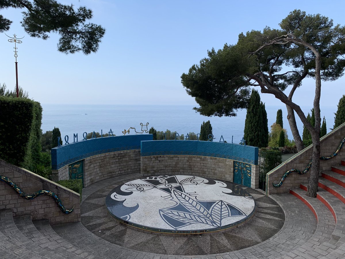 MonacoTrip's tweet photo. Bonjour de Monaco! Time to practice some Français! @CLove49851570 @lisaj_howell https://t.co/MLF8EVgdGc