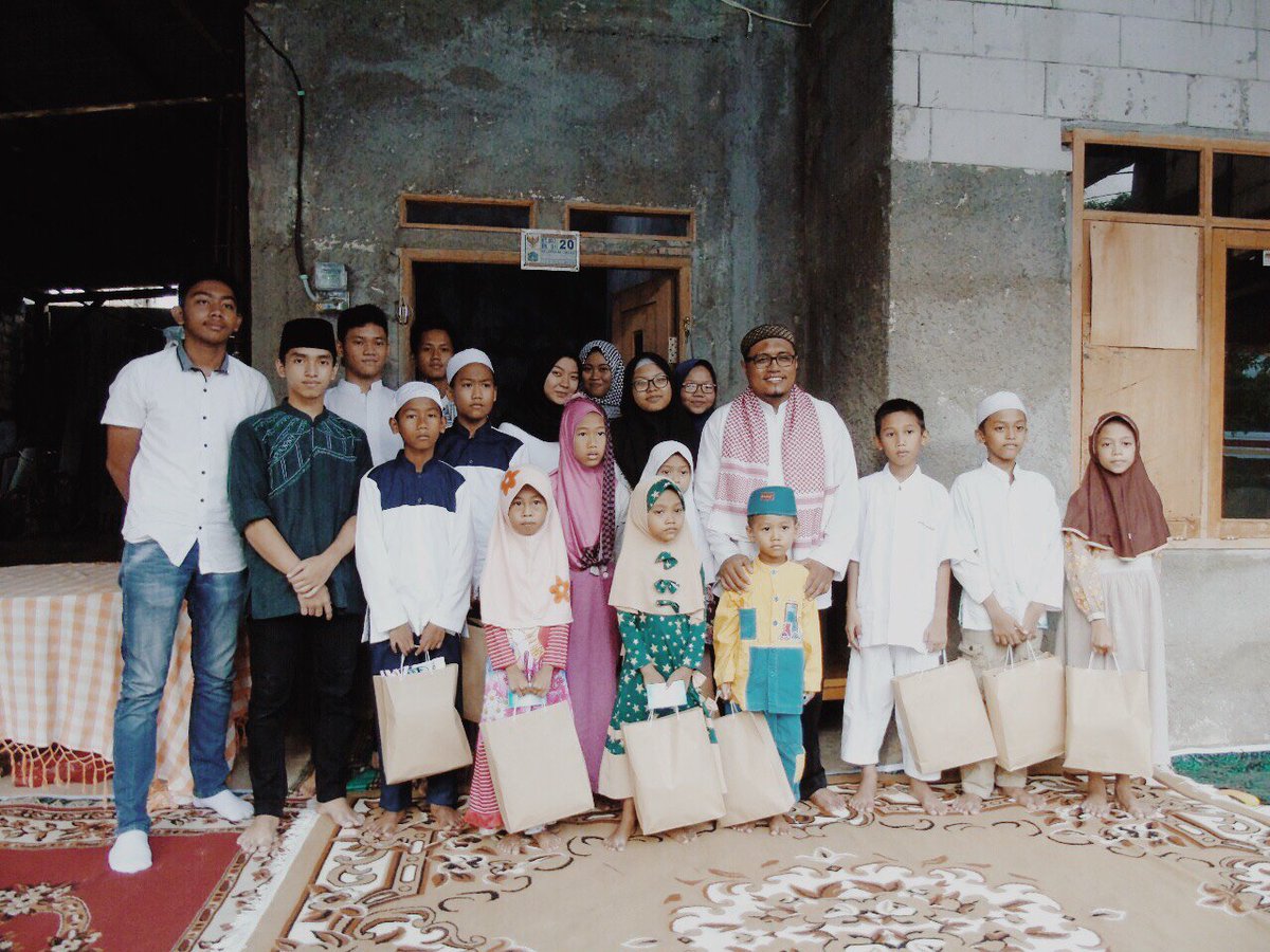 PASKIBRA SMAN 37 JKT tweet media
