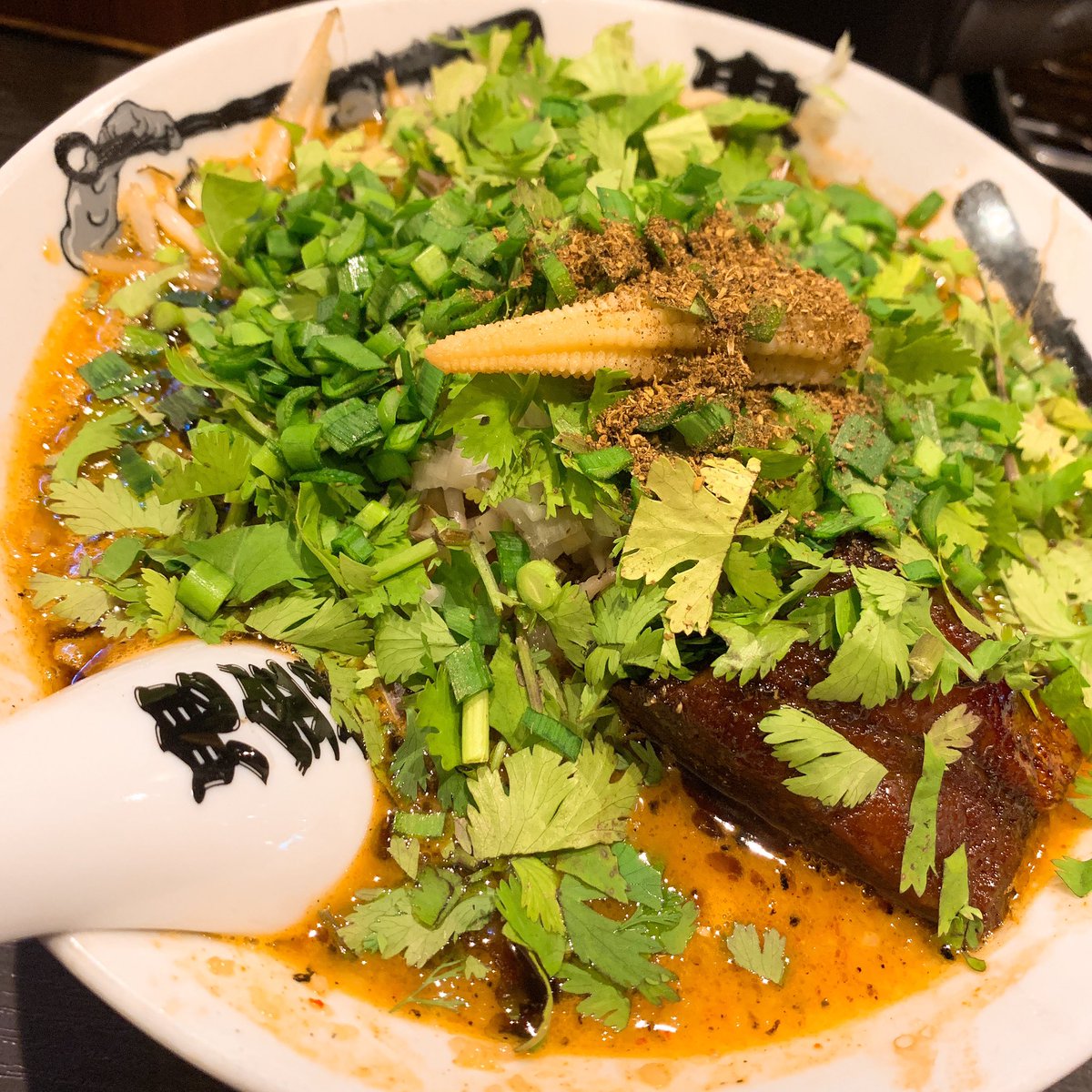 Gsg 倉持由香 このあいだ鬼金棒も久々に食べた シビ増し痺れる パクチーたくさん摂取できるから鬼金棒は最高じゃ