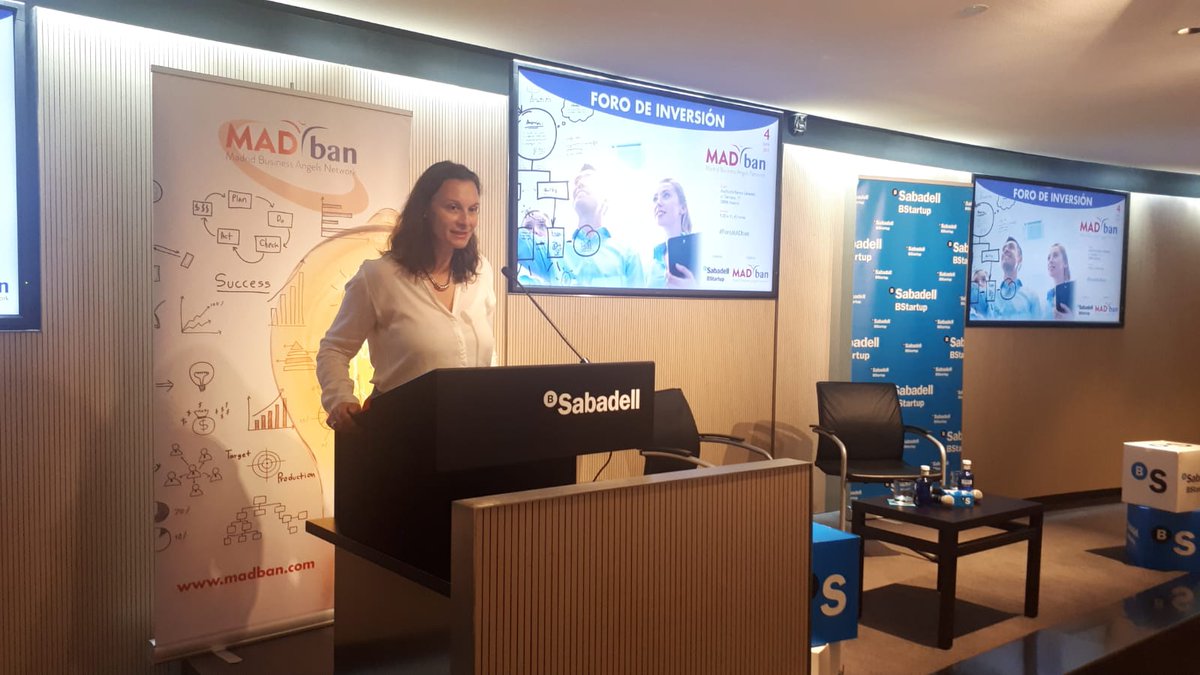 BStartup's tweet photo. .@ElenaGarDguez da la bienvenida al #ForoMADban de @MADban_ES con las claves del programa @BStartup en un repleto Auditorio @BancoSabadell #Madrid. Sigue @ptrucharte, Socio Director en @MADban_ES, presentando el Fondo Capital Desarrollo del Ayto. @MADRID. ¡Arrancamos! https://t.co/tsrvxGo5sz