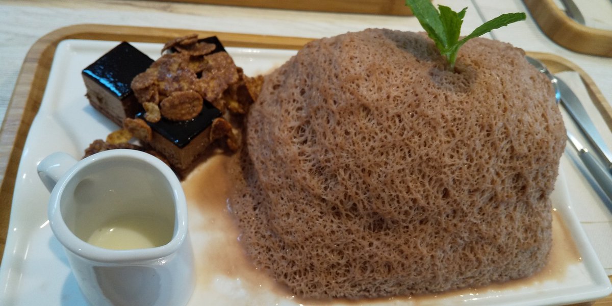 Twitter पर たいが Freelife 新大久保のソウルカフェで かき氷の日ですって 新大久保 かき氷 ソウルカフェ