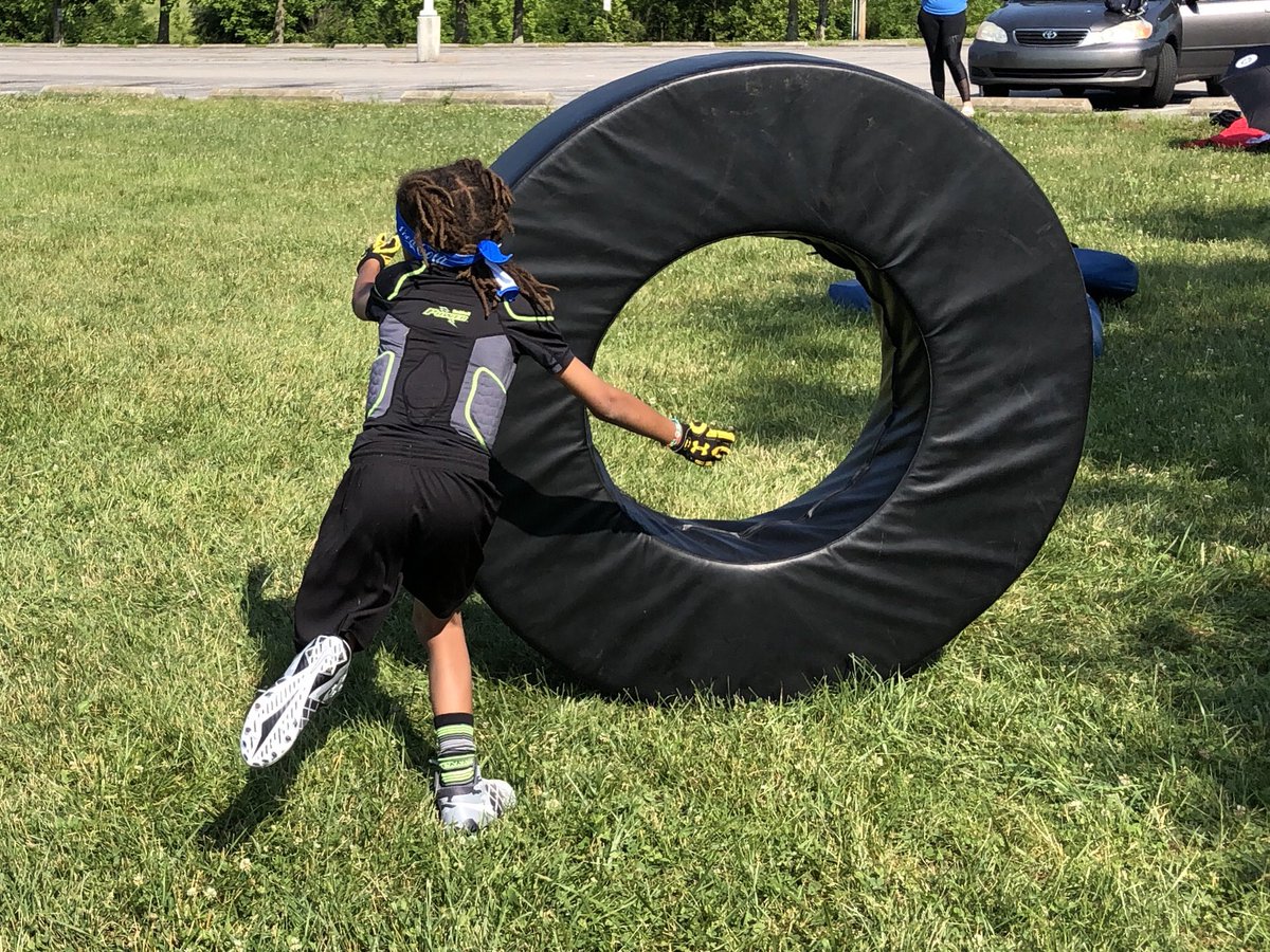 eastjagsFB's tweet photo. Great 1st day of youth football camp! Can’t wait for day 2. If you were not able to make it today, come on out tomorrow! #FutureJags #GoBigE #Jags #1East https://t.co/Tps1LQO7HA