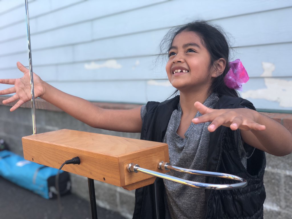 Carrie Kunert tweet media