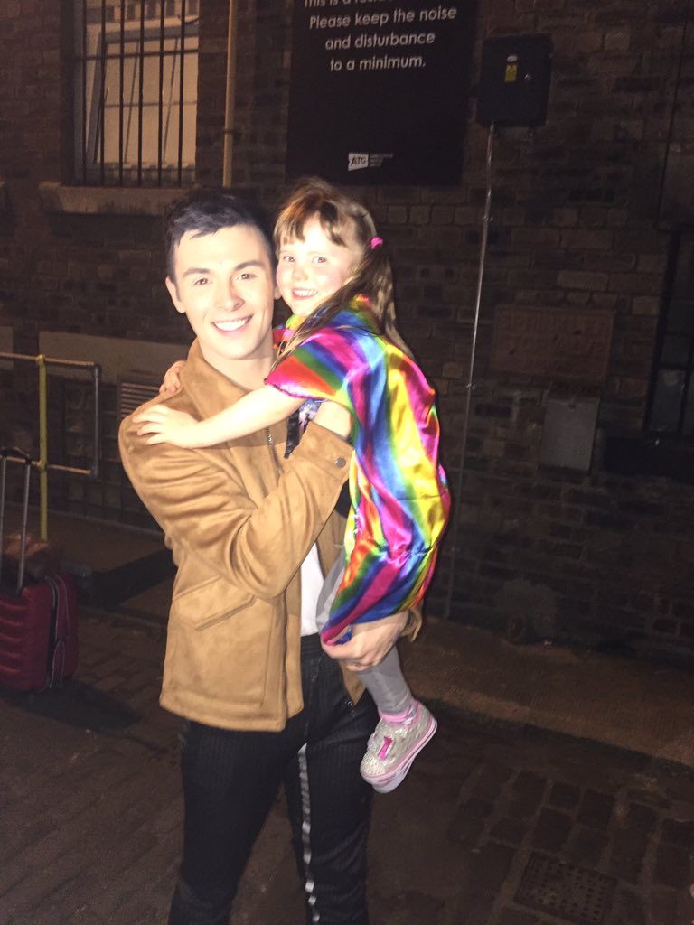 Kaz1c1's tweet photo. @JaymiUJWorld @JaymiUJWorld  do you remember meeting us in Edinburgh?  I just wondered if you were able to organise something, you had said u might be able to for the Glasgow show?🤞🤞🤞 x https://t.co/7V9gJKv5l0