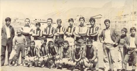 Cejna we pîroz be, Bayramınız kutlu olsun.
Sümbül Spor, sene, 1978.