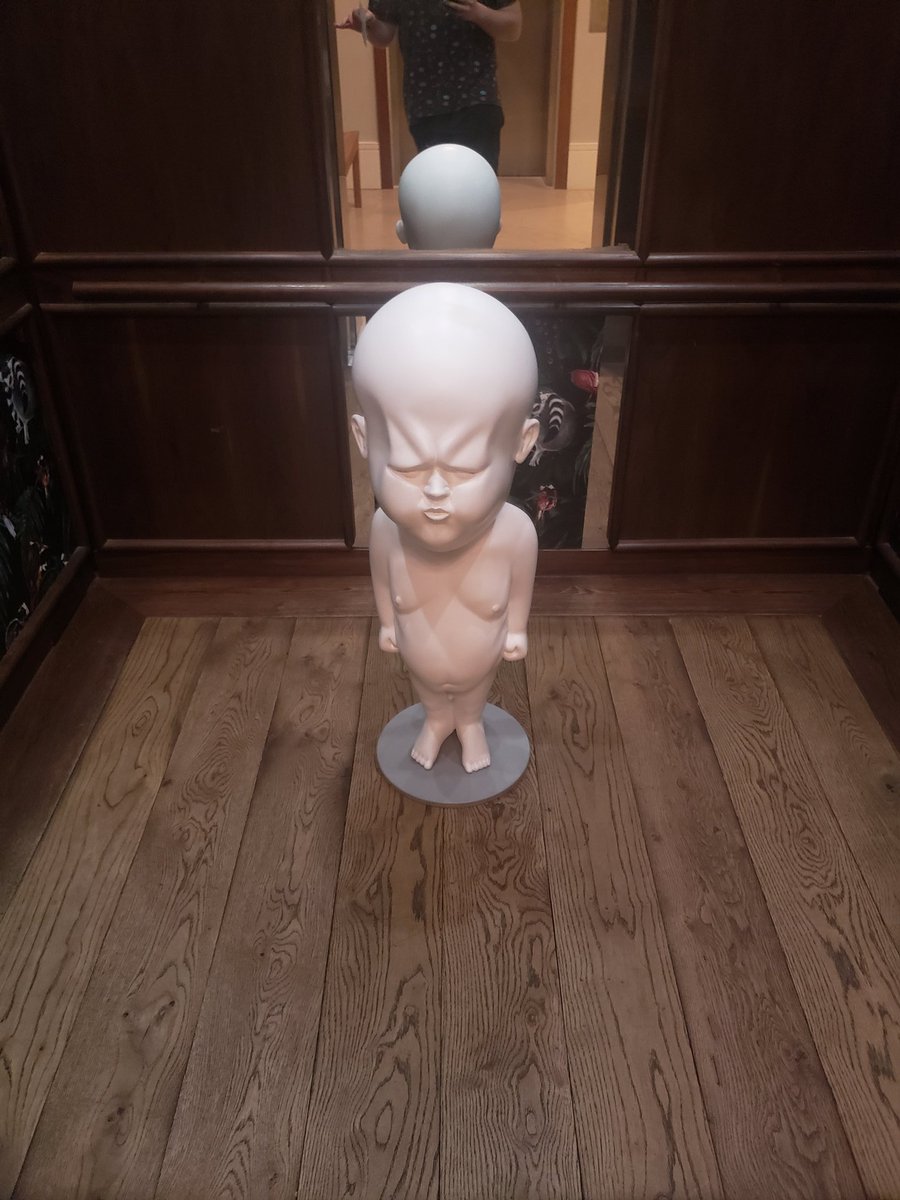happilyharris's tweet photo. When you're doing night cleaning at your bar and you find this in the elevator... #ijustshitmyself #babytrump https://t.co/4syLuPcs4S