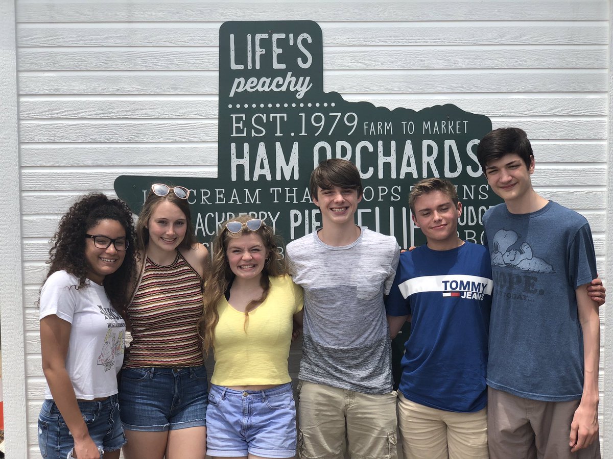 brihamilton13's tweet photo. Life is peachy 🍑 https://t.co/FRgG4nFnQm