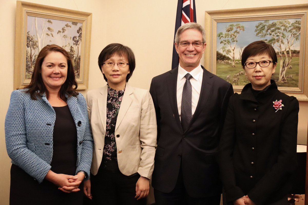 Mike Nahan tweet media