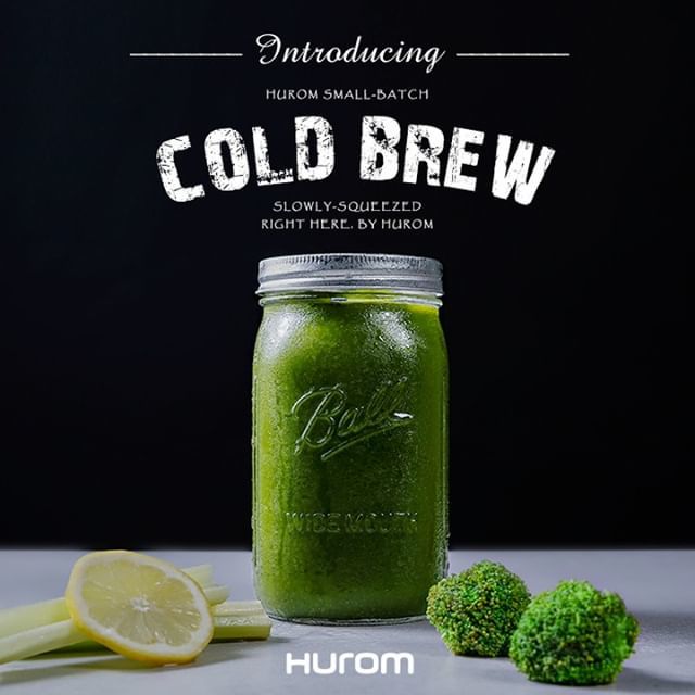 Zapowiada się gorący dzień ☀️ Nasza propozycja na skuteczne ugaszenie pragnienia: #selernaciowy #cytryna #brokuł 🌱🥦🍋 #chłodnik #hurom #huromjuice #zdrowesoki #zdrowaenergia #wyciskarkawolnoobrotowa #wyciskarkadosoków #wyciskarkahurom #zielonysok #die… bit.ly/2HTztli