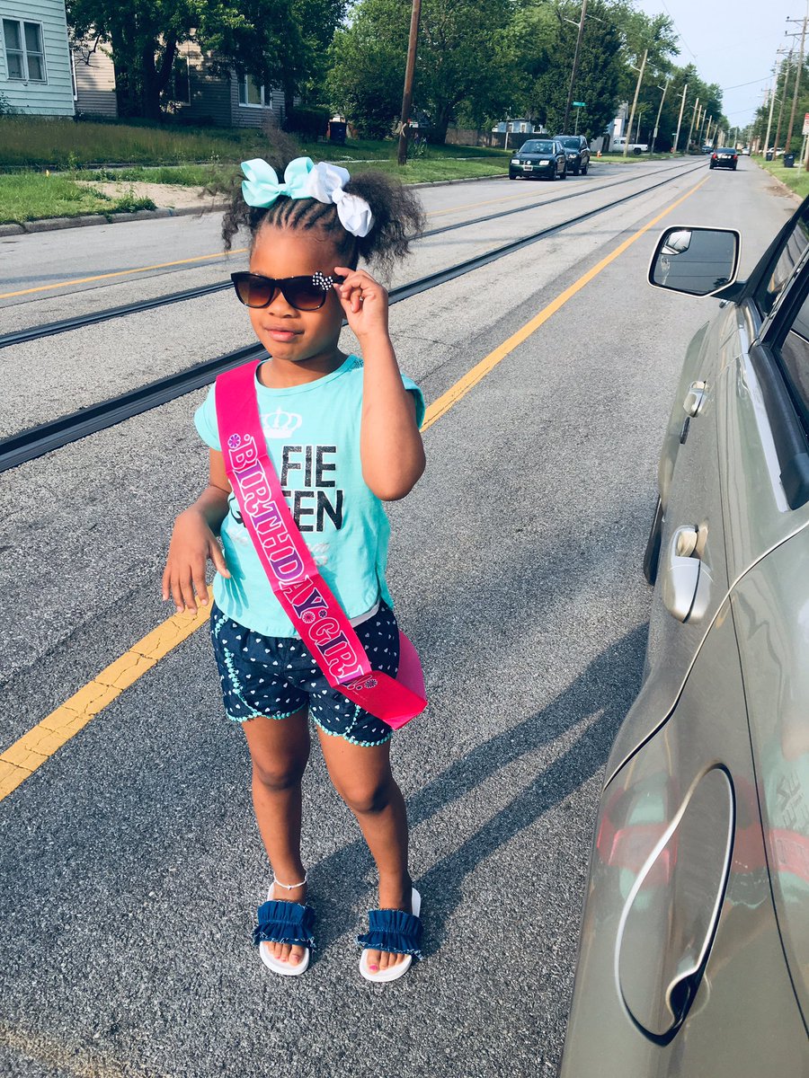 Maryjaneee25's tweet photo. She turned 7 today 👑🤞🏽 #princesstiffany 🥰 https://t.co/a42pVIp5VM
