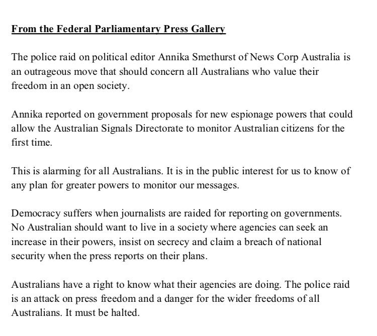 CroweDM's tweet photo. Statement from the committee of the Federal Parliamentary Press Gallery on the police raid on @annikasmethurst today: https://t.co/Oo6vHTfDzx