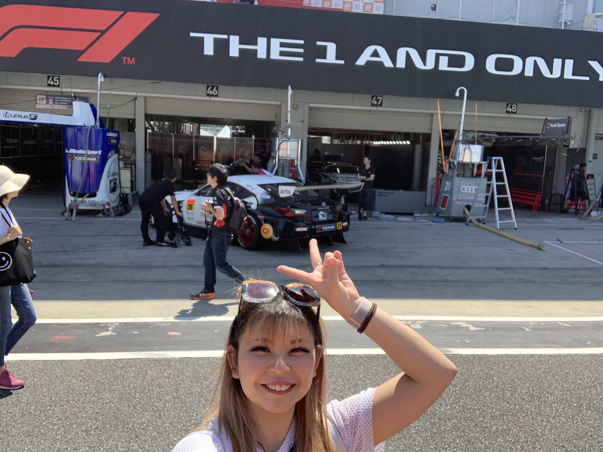 kaami24's tweet photo. まもなく走行開始するので
ライブ配信もしまーす🙋🏼‍♀️
#楽天LIVE #楽天ライバー #楽天LIVER #ライバー #kaami  
楽天アカウントがあれば見れますよー
↓↓↓
https://t.co/PpLDN60Mpn https://t.co/0hbSgqB9SW