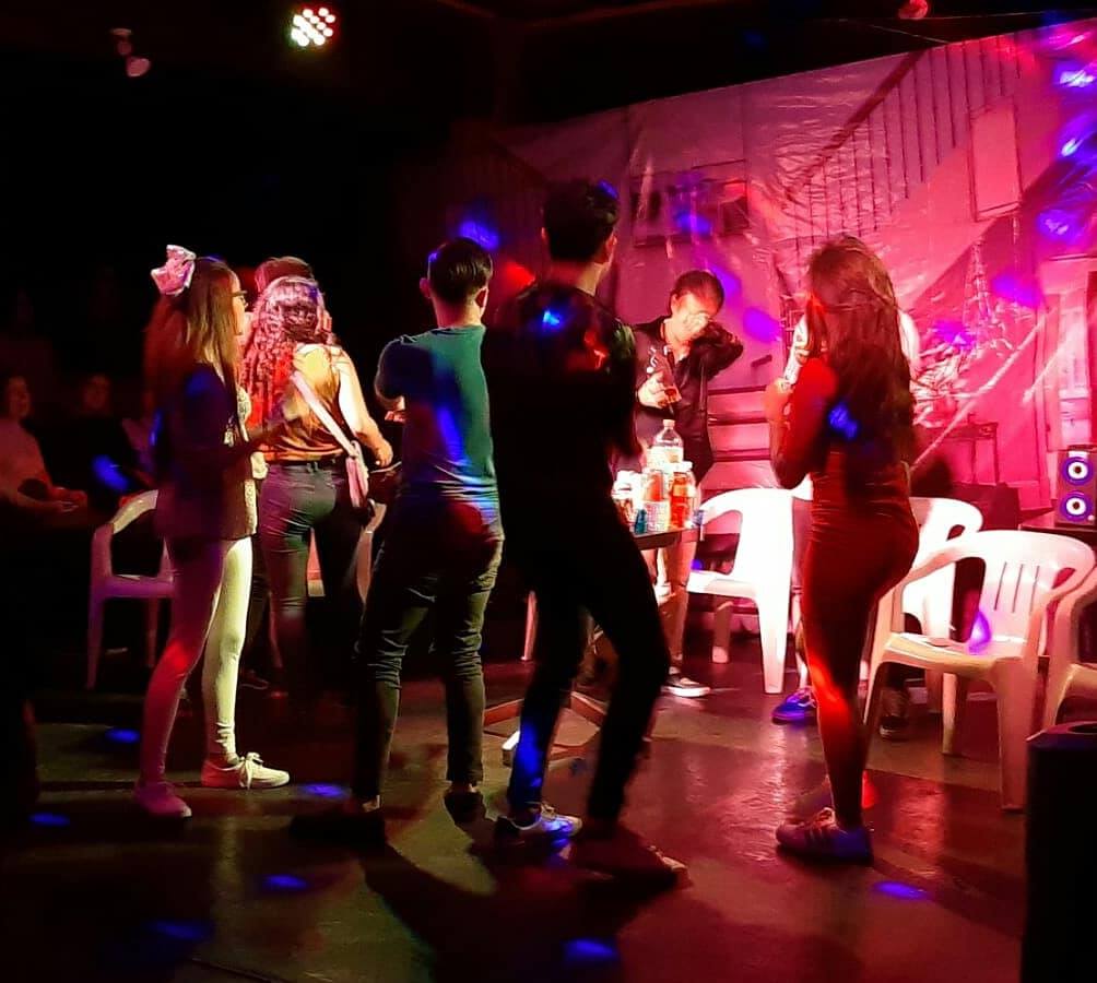 PubertosTeatro's tweet photo. Este 2 de Junio estrenamos nuestra puesta en escena Pubertos, con gran éxito y lleno total, muchas gracias a tod@s por estar ahí y ser parte de este sueño, los esperamos todos domingos de Junio a las 5pm en Artículo 123 No. 130 Col. Centro
Boletos en Taquilla $250ºº

No faltes!!! https://t.co/JdqeLHthUK
