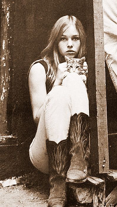 Michelle Phillips Happy birthday. 