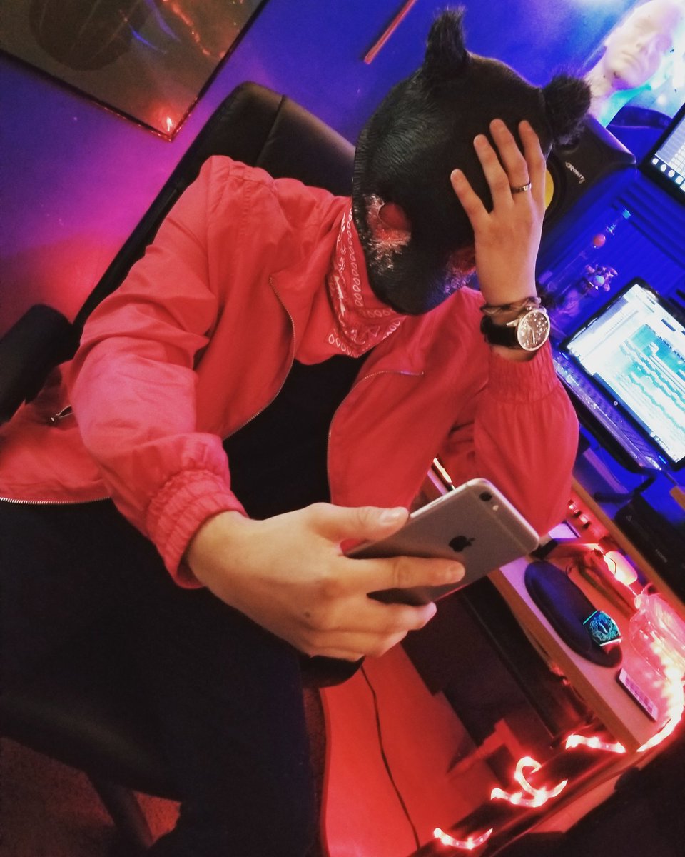 DjDirtymoose's tweet photo. What, time to move!
~
~
~
~
~
 #dj #producer #bassmusic #basshead #basshouse #futurebass #futurehouse #housemusic #deephouse #progressivehouse #motvation #keepgoing  #love #electro #edm #myworld #solo #makingmoves #iwantedm #hustle #motivation #lifestyle #yourworld #music https://t.co/Pzzqj8uNf0