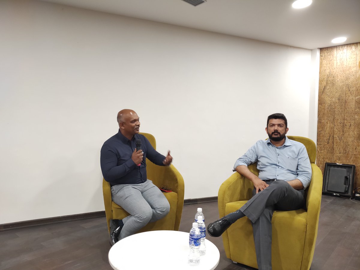 startup_mission's tweet photo. Glimpses from the engaging interaction at the #MeetupCafe held in Kochi on 30 May 2019. @georgeajay13 (MD, Bipha Drug Laboratories https://t.co/0LMk2bHTMW), Shri. Anand Sarma (Director, @KPMGIndia) shared their inspiring entrepreneurial experiences. #KSUM #Kerala #Startup https://t.co/IUZ3XK8Ll1