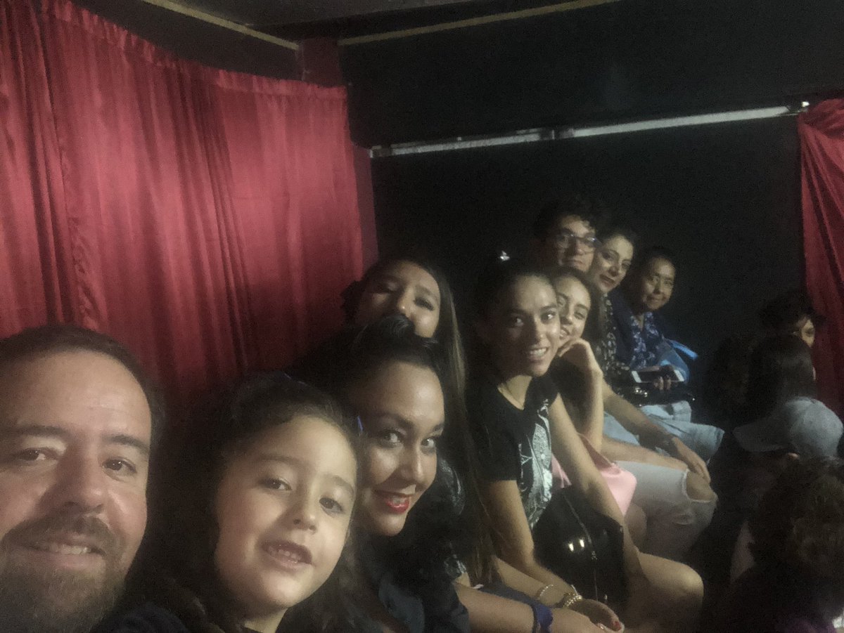 freyre_luz's tweet photo. Éxito total del #ESTRENO DE @PubertosTeatro felicidades a @carlosmezaoff y a todo el ELENCO EXITOSO ESTRENO @ForoManriqueF lleno total @adrianadececco @JManuelIbarraM @CastingJR @badmanpt acompañen a #PUBERTOS EN SU PRIMERA TEMPORADA todos los domingos de junio 5:00 pm https://t.co/pimGs2rTvU