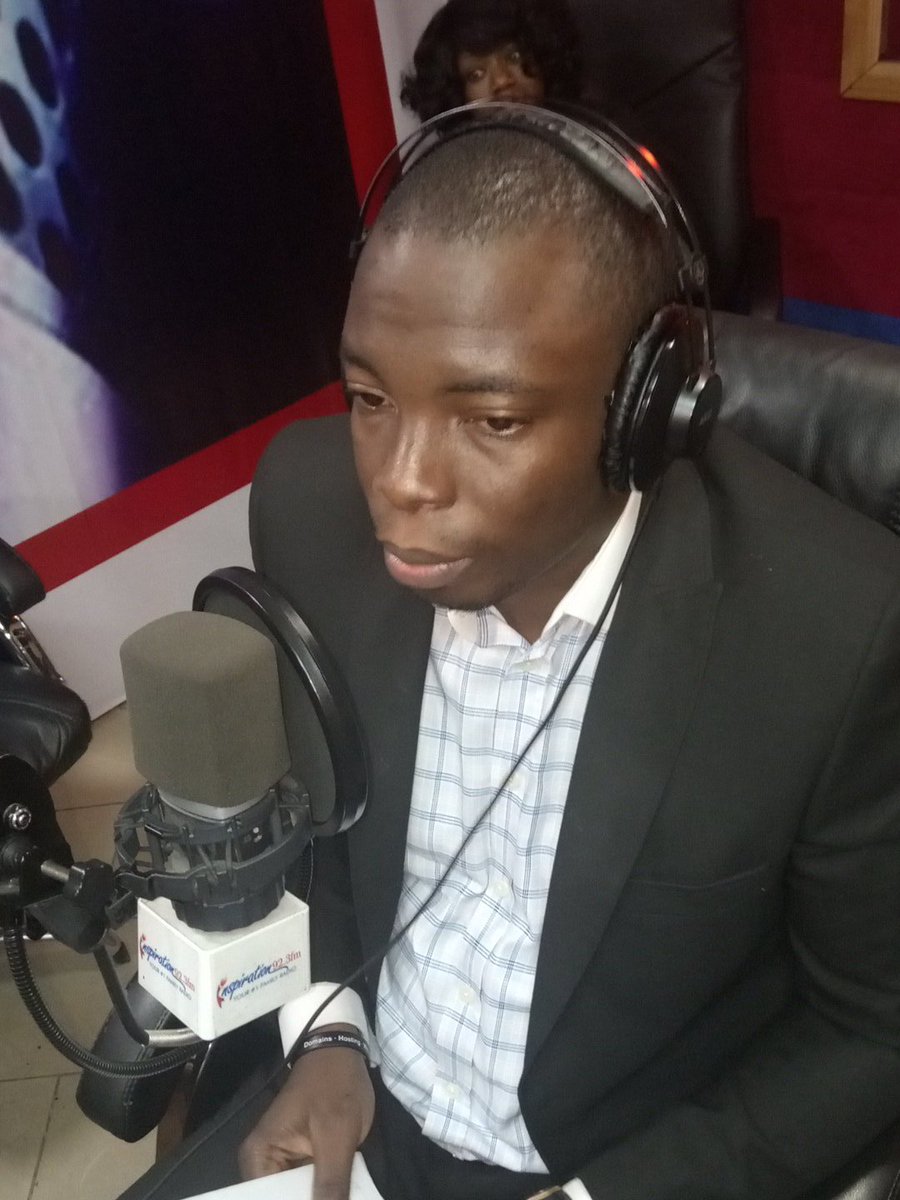 fidelitysmes's tweet photo. "Under this partnership, WhoGoHost  can build customized corporate and e-commerce websites for Fidelity Bank's SME customers for as little as N40,000 within 15 working days." –

@tobaniyi, CEO @whogohost

@IFM923
@ndidiNwuneli 
@chiomabbb https://t.co/2vukR4rxw2