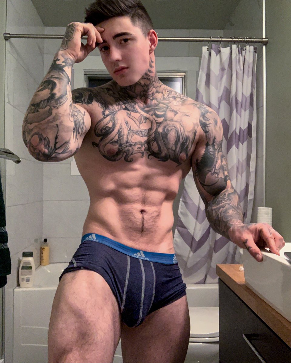 http://Onlyfans.com/Jakipz. http://Jakipz.com. 