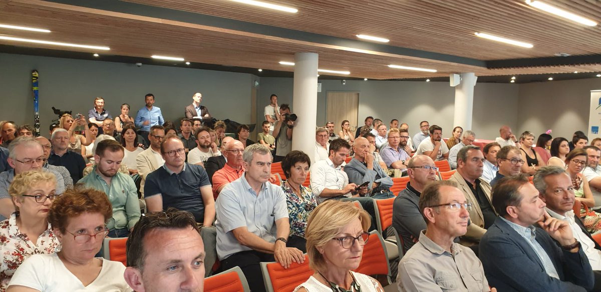 TERRITOIRES I avec Medef Hautes-Alpes pour l'AG annuelle. Nouvelle équipe, forte dynamique, adhésions en hausse: bravo Michel pour ton engagement. Tourisme, TPE/PME, export, transfo numérique, attractivité, climat, beaucoup de sujets abordés hier <a href="/medef/">Mouvement des Entreprises de France</a> <a href="/GeoffroyRDB/">Geoffroy Roux de Bezieux</a> <a href="/upe_05/">UPE 05</a>