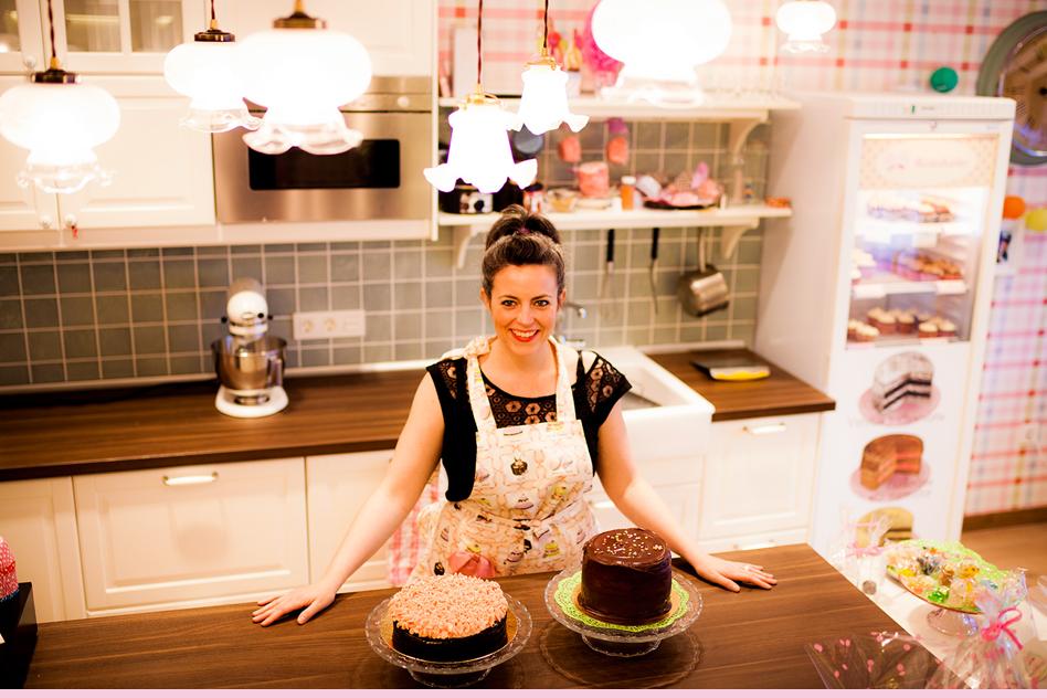 [ALEA FM] Bizkotxo perfektua lortzeko sekretuak ezagutu ditugu Gozotegia atalean. Antxeta Knörr Mamiako kideak kontatu dizkigu, ALEA FMn.
alea.eus/gasteiz/155929…