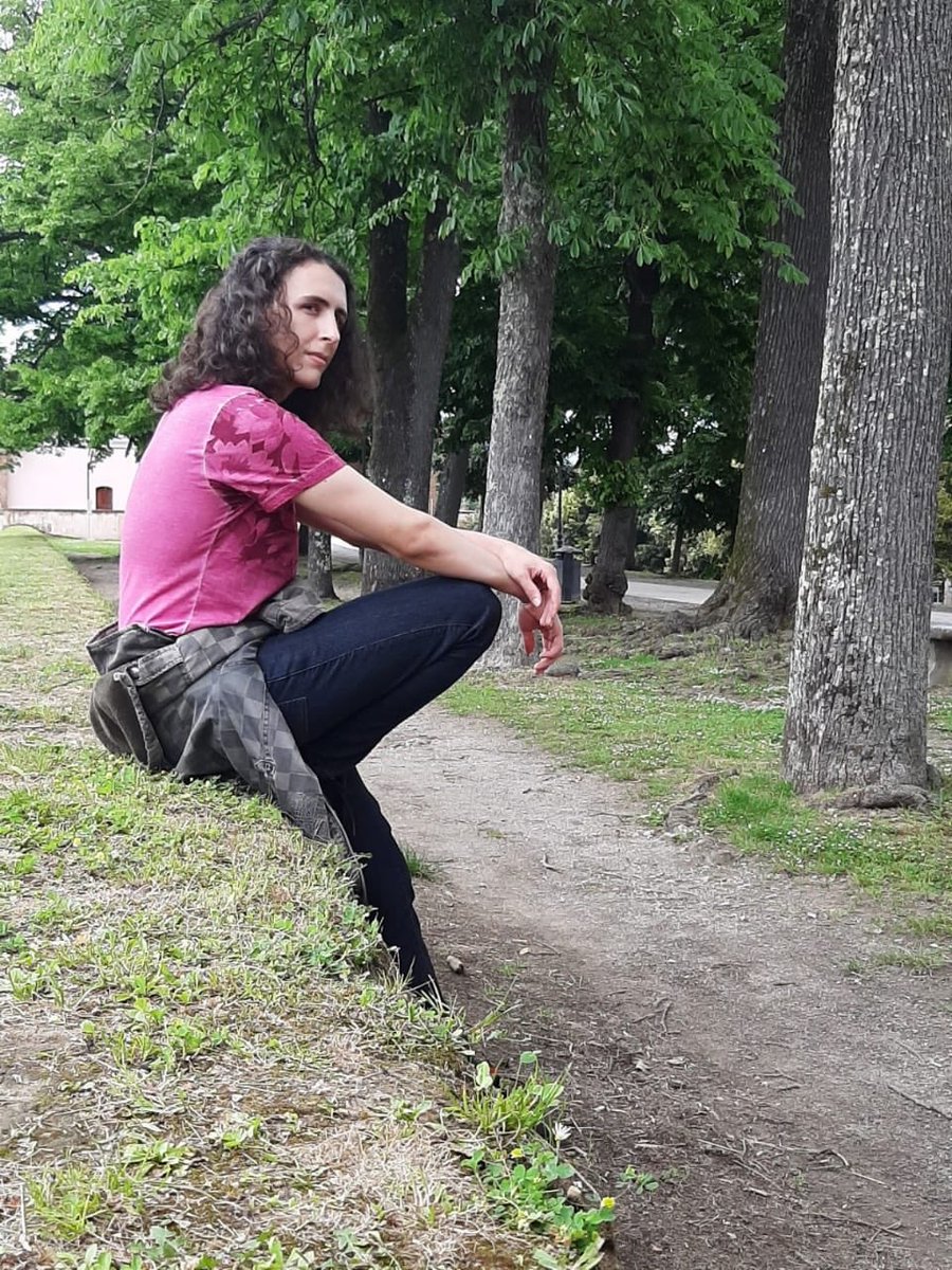 DionoLibrelon's tweet photo. A poc italiana tbm pode dar um pulin nessa tag ai? 
#LGBTTogether https://t.co/EHWOxX6Ac0