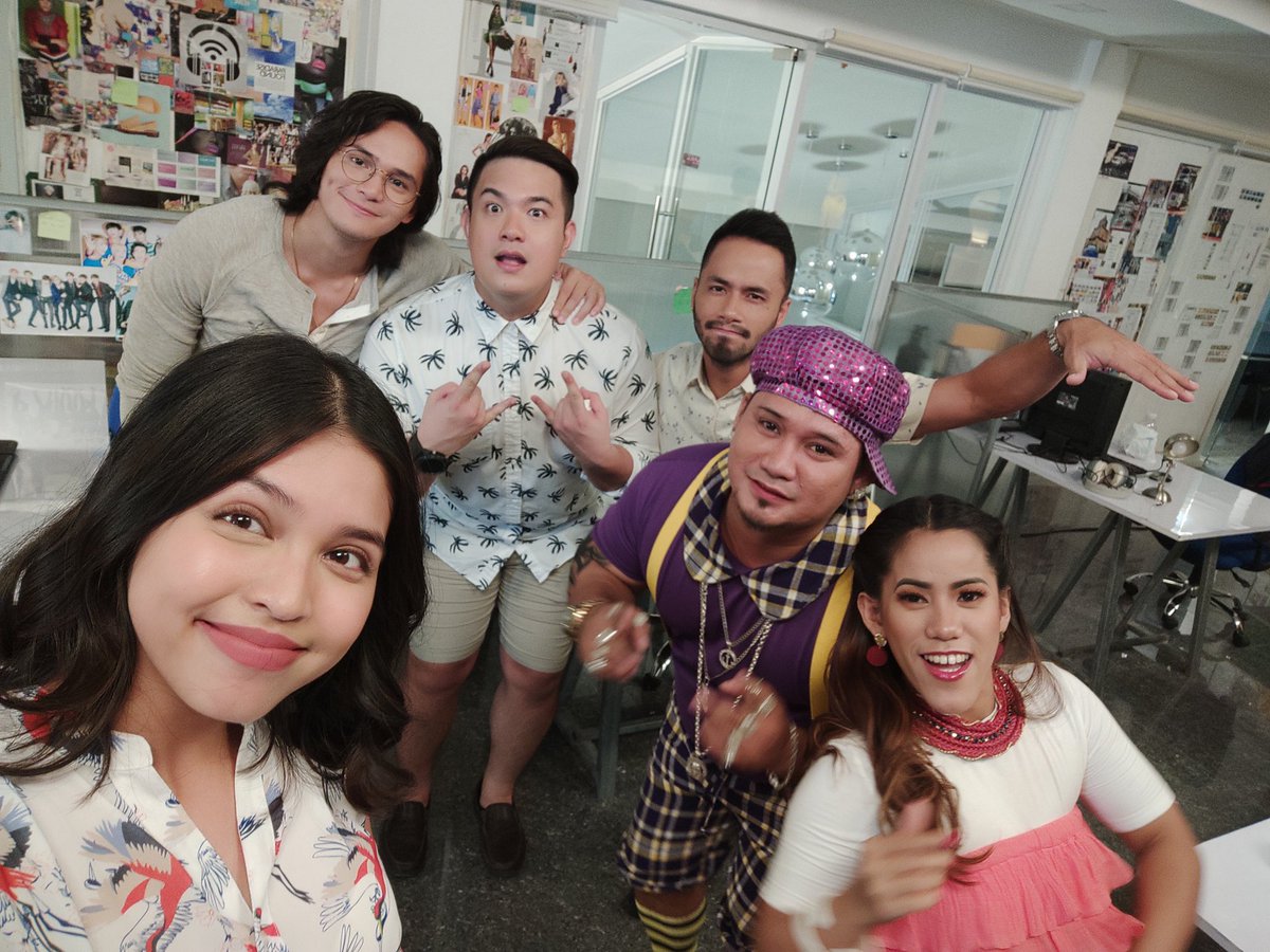 Dante Gulapa is our special guest here in Daddy's Gurl for next next week's episode and I swear sobrang bait niya, fun and adorable! Naalala ko yung thread na nabasa ko about him noon pa. Tuwang-tuwa ako sakanya talaga! Proud #Gulapanatic here 🙋🏻 hehe