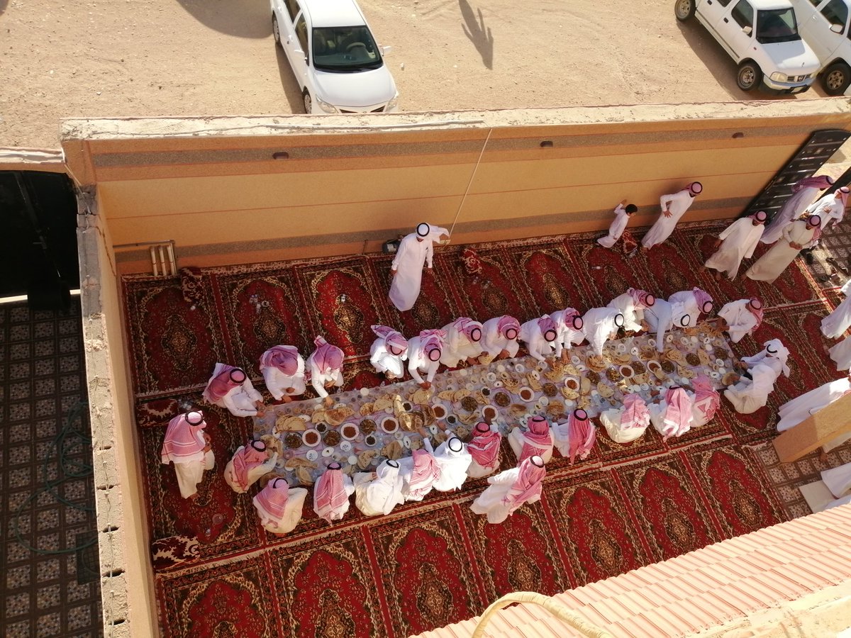 m7maad_Almeyah7's tweet photo. كل عام وانتم بخير

فطور والدي المغفور له بإذن لله
 / مياح فياض الجذيلي الشمري https://t.co/OOTXh6veL9