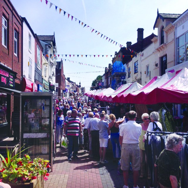 Don’t forget to come down to the market today, where our health &amp; wellbeing staff will be there to talk about all things volunteering! Join them for a brew and see how you can support your community by sharing your time and skills! #volunteersweek #chorleyconnects