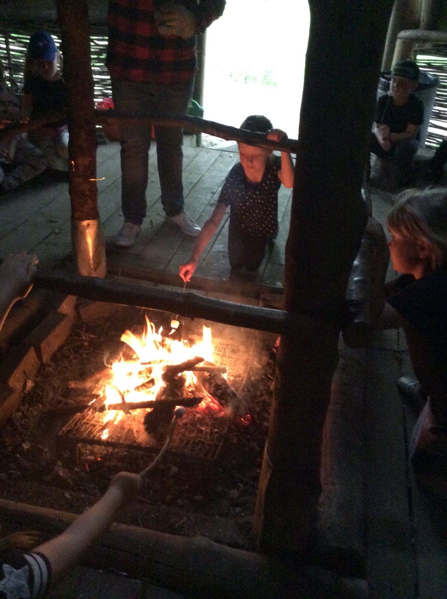 MissBrown_MBPS's tweet photo. Camp fire with marshmallows and Asher’s birthday cake. 🎂 https://t.co/j0jrMKWuLe