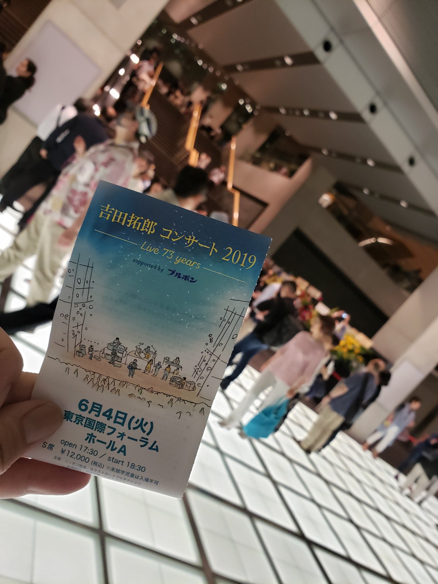 もんｐ 1972年から ひたすら後ろ姿を追い続けてる吉田拓郎さん 私は今日まで生きてきました 今はまだ人生を語らず と73才での言葉たち 50年たっても色褪せない音楽の普遍性って 凄いなあ 吉田拓郎 T Co Goy9cyv570 Twitter