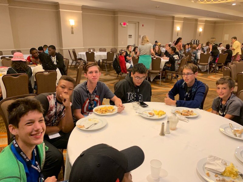 MSHistoryrocks's tweet photo. Good morning from #closeup2019 the HSES contingent.  Today is about learning how government works (or doesn’t work).  First, a mock congressional debate. https://t.co/j3K3Mu6Tuc
