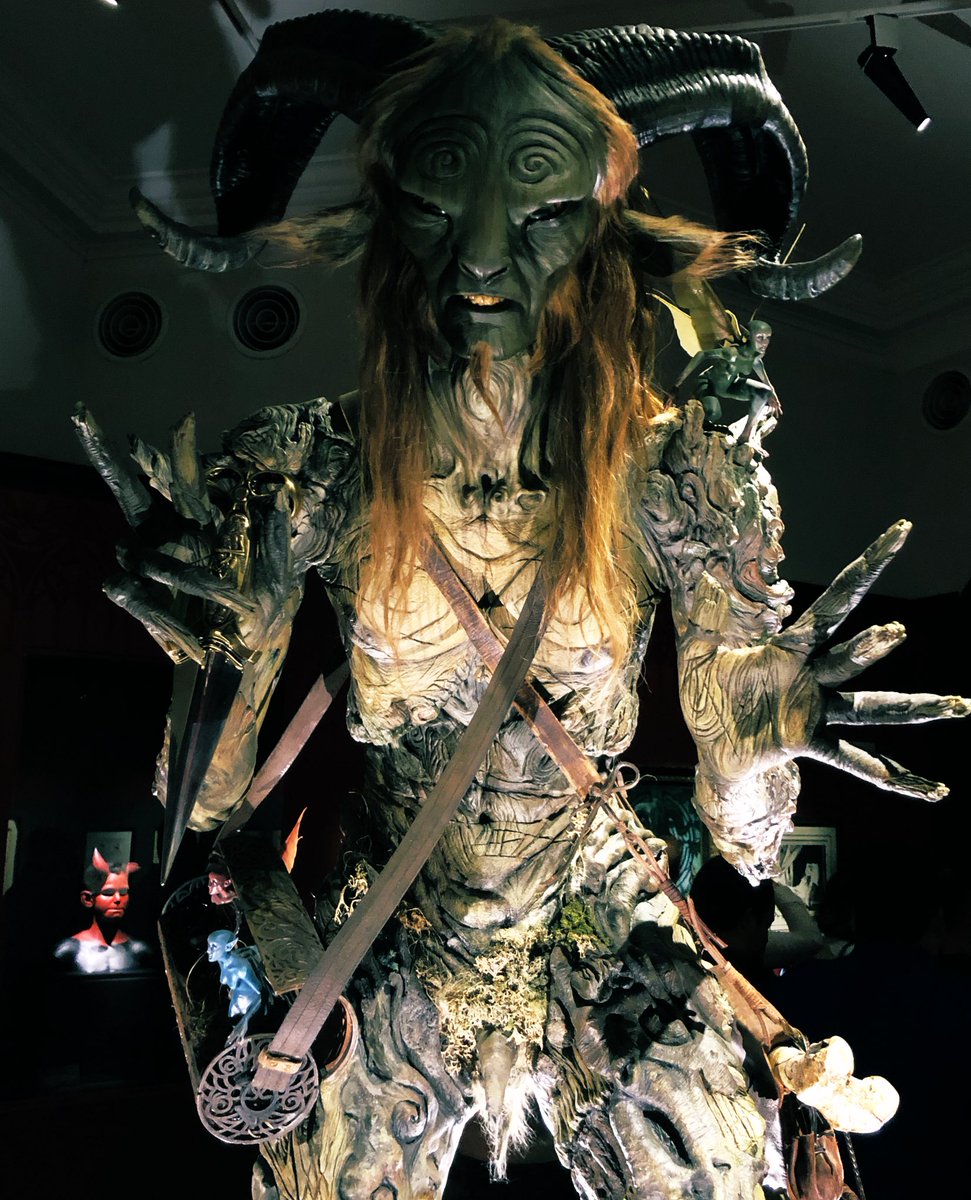 Enriquezurc's tweet photo. Si admiran la obra de #GuillermoDelToro tienen que visitar #EnCasaConMisMonstruos en el @MUSAudg https://t.co/AdnqmZZ7Kx