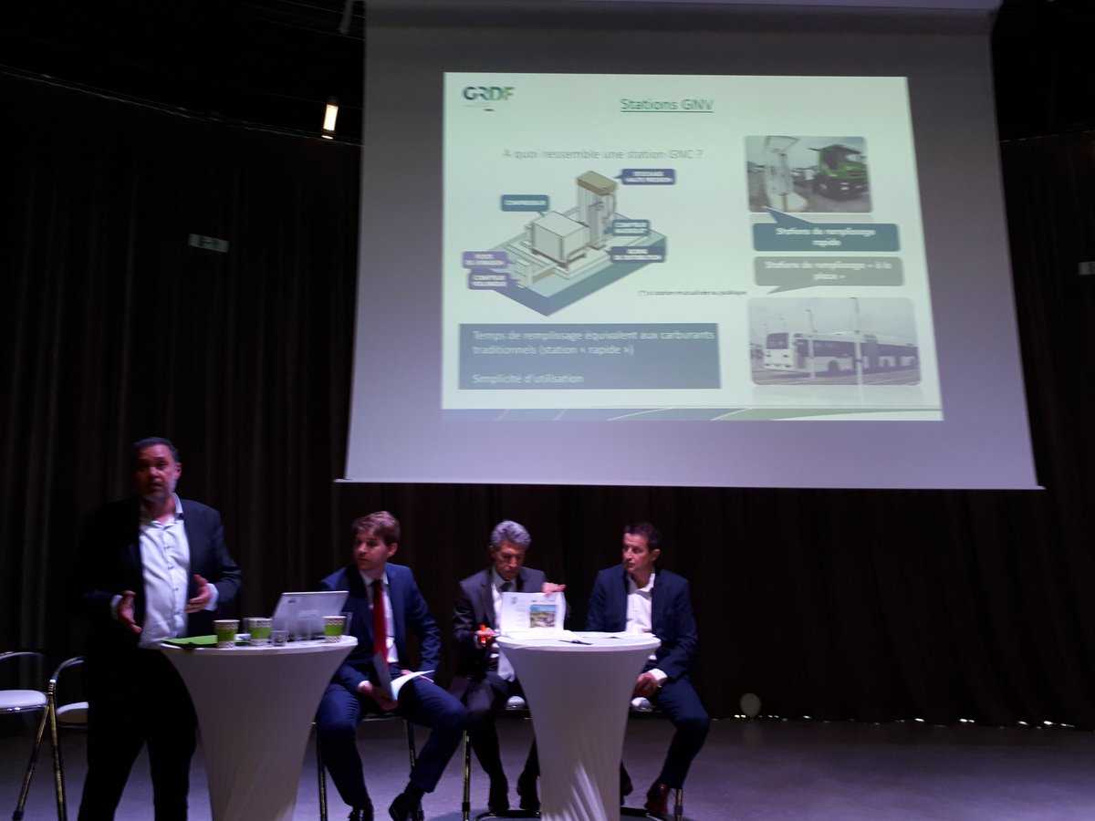 Le GNV et le BIOGNV à l'honneur au Forum des collectivités territoriales et des travaux publics <a href="/GRDF/">GRDF</a> #GRDFDCTIDF
<a href="/sigeif75/">Sigeif</a> @SEMARDEL #SEMAVERT <a href="/HanahMatmati/">Hanah Matmati</a> <a href="/BessonHerv/">Hervé Besson</a> <a href="/PiazzaIDF/">Piazza Michel</a> <a href="/julmoresmau/">Julien Moresmau</a> #Fabricedacosse, les infrastructures gazières adaptées à la mobilité propre.