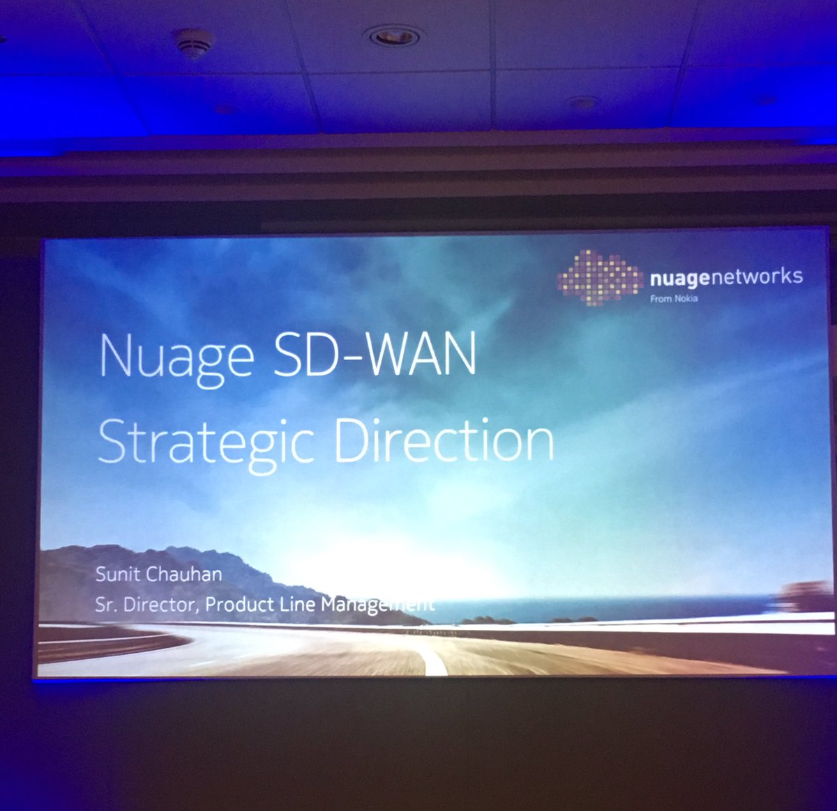Guille_IngDatos's tweet photo. We are focus now on Nuage SD-WAN strategic direction #sdwan #SReXperts @nuagenetworks https://t.co/WSIeTb7MKV