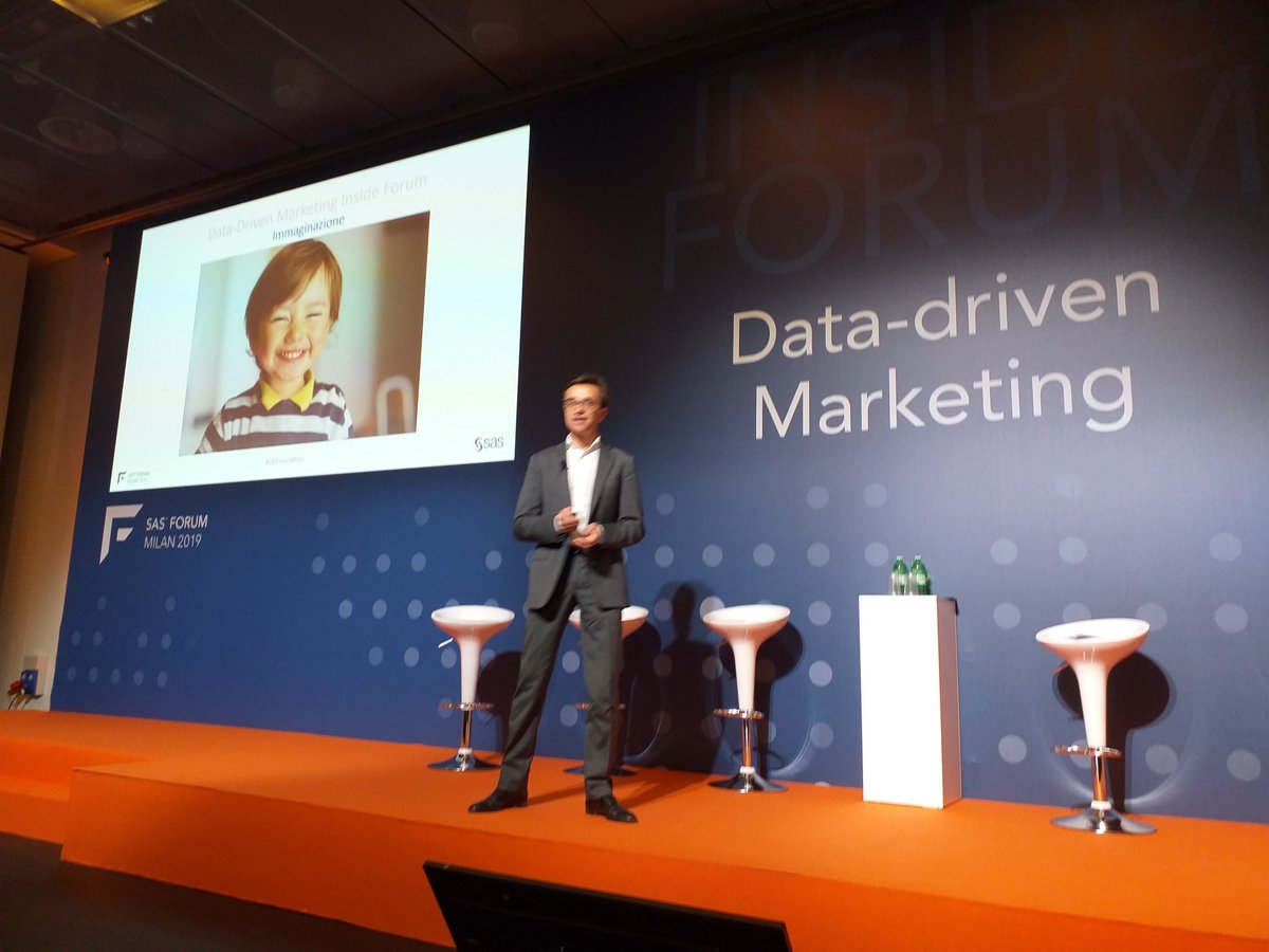 Armando Cirrincione ci aiuta a ritrovare l'immaginazione perduta per il #DataDrivenMarketing al #SASForumMilan