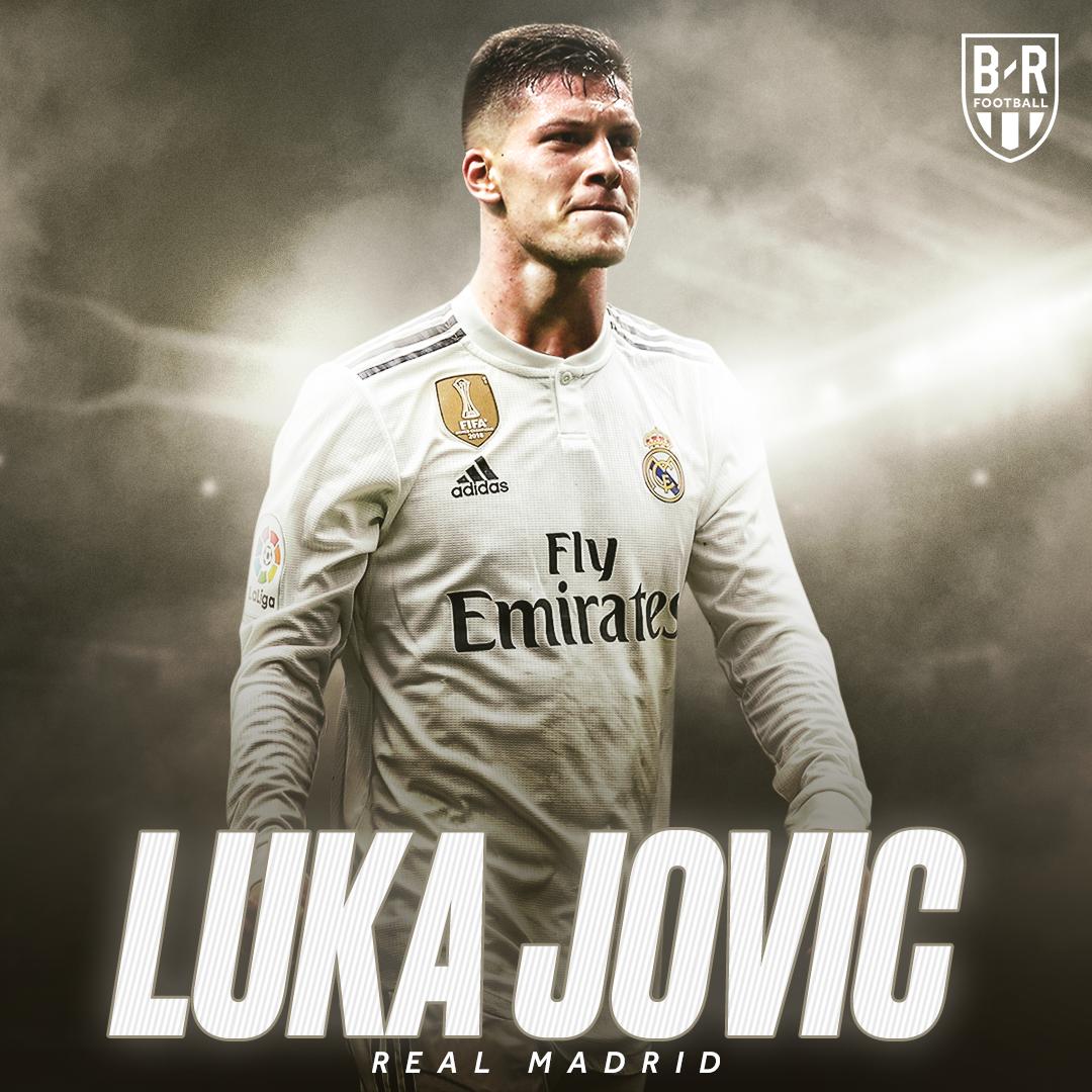 ConElRMadrid's tweet photo. Primer refuerzo de Zidane!! 😎 #WelcomeJovic https://t.co/TAzNyXnNeO