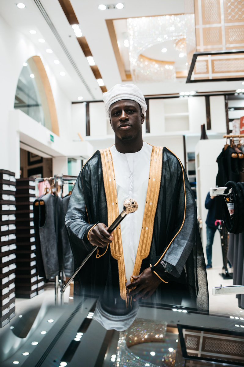 benmendy23's tweet photo. Taqabal Allahou mina wa minkoum 🤲🏾
Aïd moubaarak 💙 https://t.co/3jw0fhDrr8