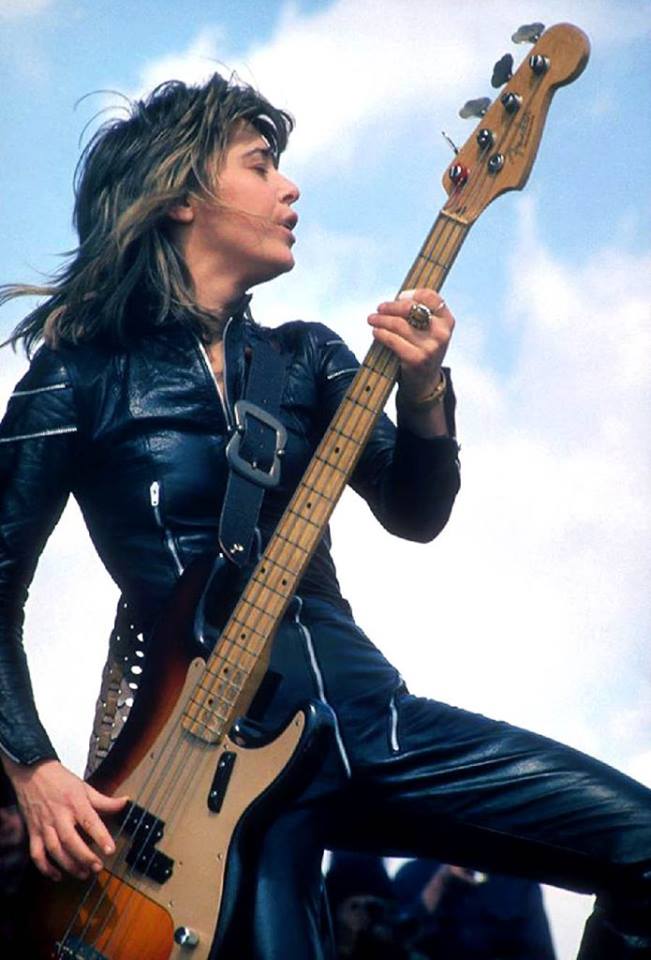 Happy Birthday to Suzi Quatro who turns 69 today 