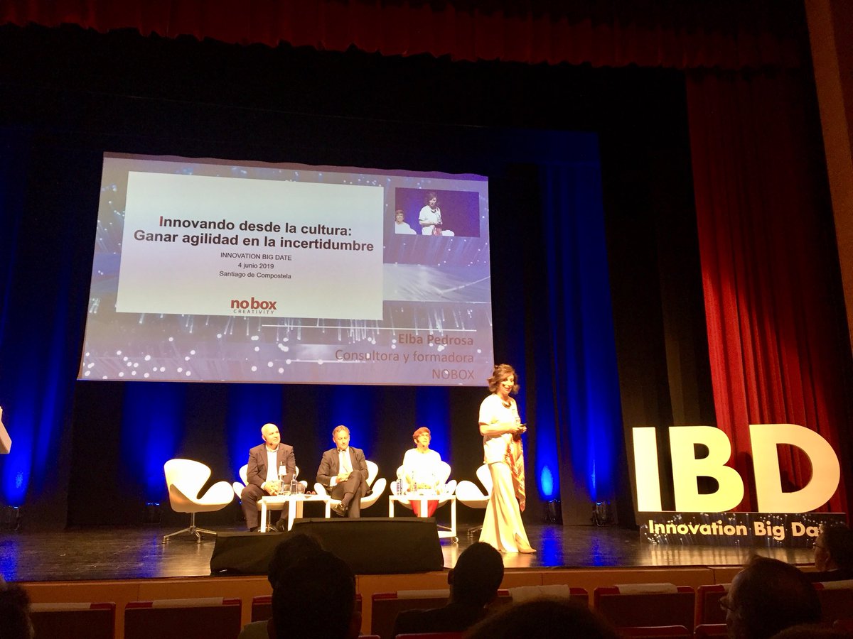 Anabc555's tweet photo. @elbapedrosa genial en su charla en el Innovation Big Data de Santiago organizado por @APDasociacion https://t.co/snYueczuOj