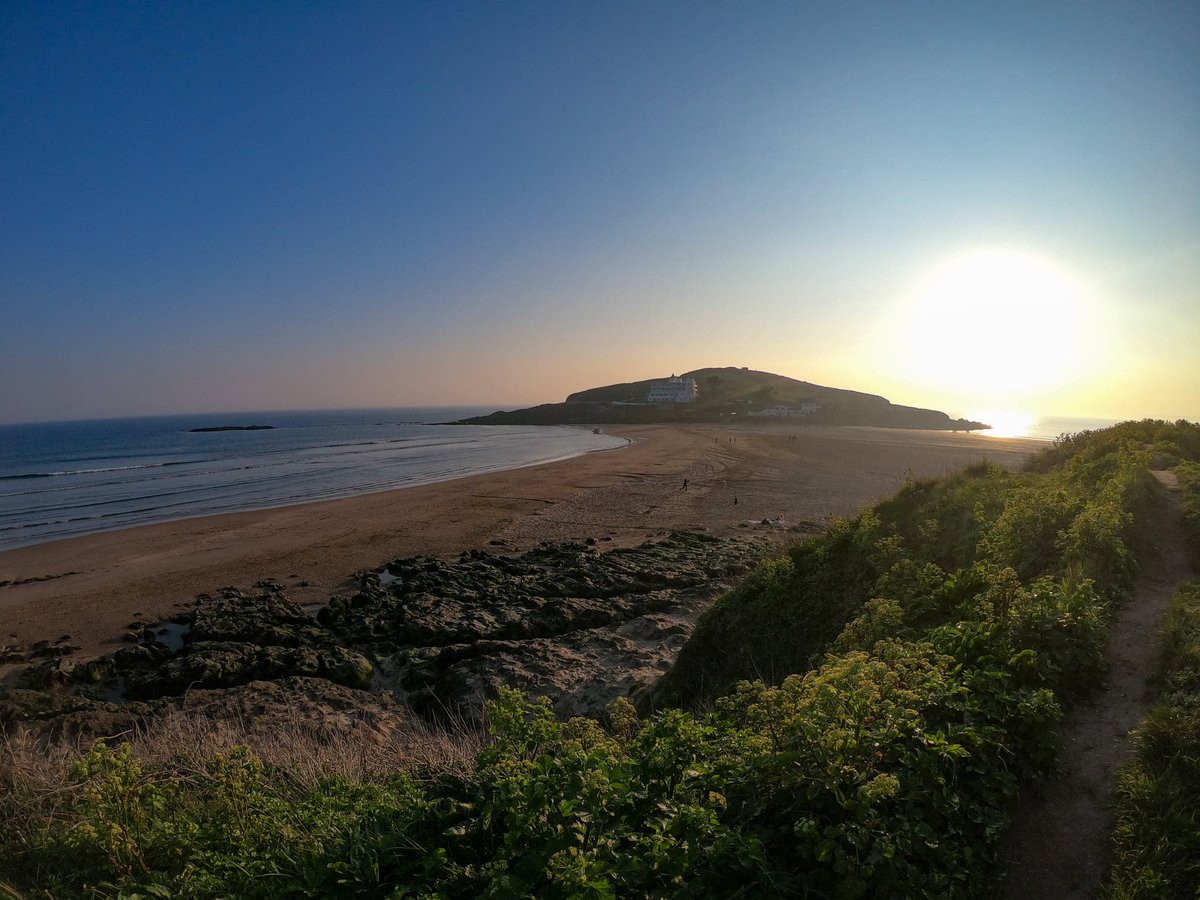 TTPLuk's tweet image. Happy #DevonDay everyone! We love where we work 😃#Devon #DevonisHeaven #LoveWhereYouWork