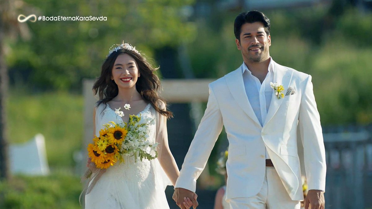 MedInfinityES's tweet photo. El penúltimo plan de Emir para acabar con Kemal es matarlo... ¡en una cámara hiperbárica! 😱 ¿Conseguirá escapar o su boda quedará en un simple sueño? ¡#KaraSevda está que arde! El último capítulo de la serie de @divinity_es, ya en Mitele📺 https://t.co/lT0V664BRE https://t.co/YMu3FJSSxt