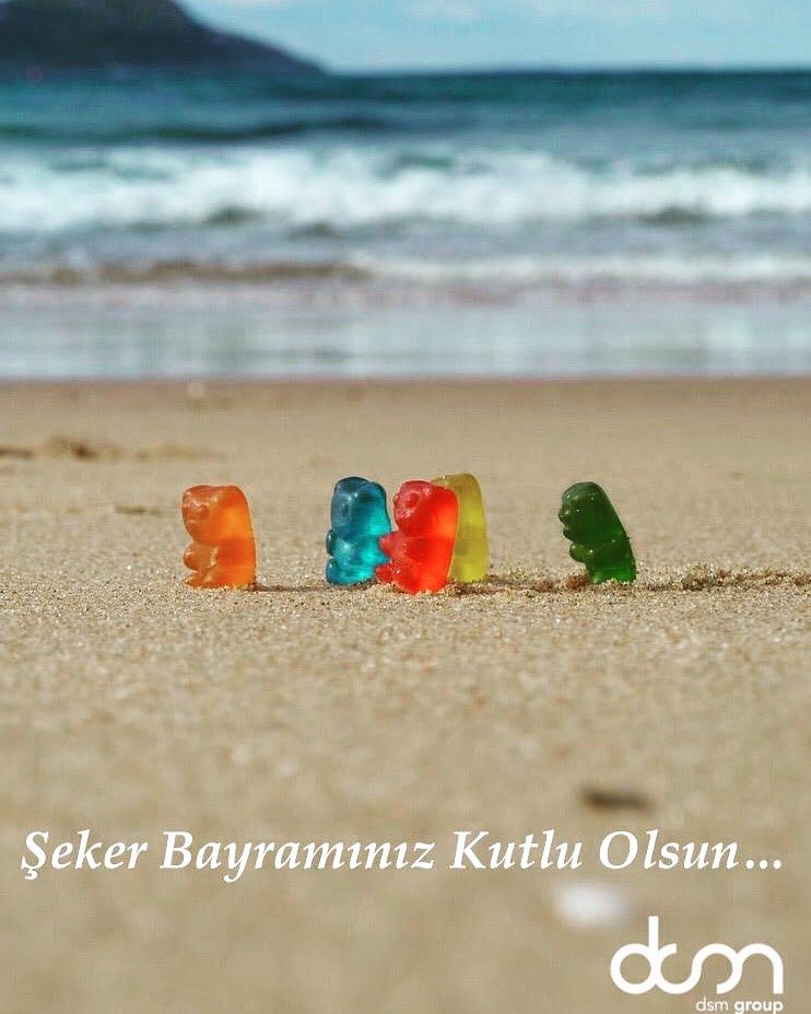 Farklı renklerimiz ve farklı fikirlerimizle, birlikte nice bayramlara...