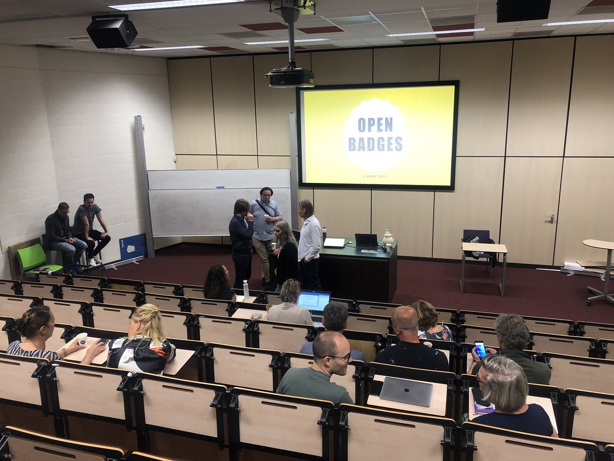 Open Badges, informatie-bijeenkomst bij #FEC 
Toekomstscenario of gaan we er nu mee aan de slag? Kennis en ervaring delen bij #Fontys #FHBEnT