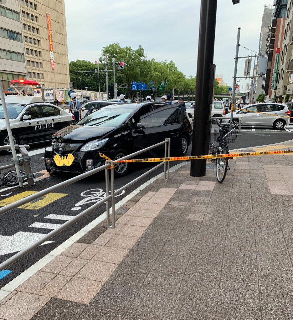 画像 プリウスさんどうやって入ってきたの 今日のプリウス プリウスミサイル T Co Llzlfcjiyc まとめダネ